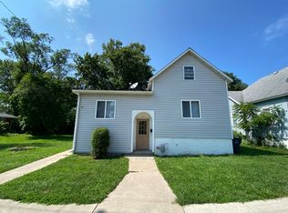 1115 W 9th St, Michigan City, IN