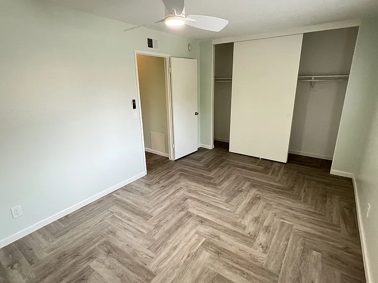 1910 W Palmyra Ave #92 — Photo 13