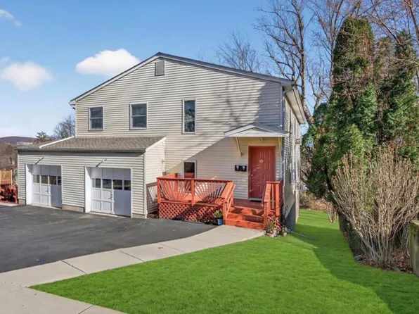 55 High St, Monroe, NY 10950
