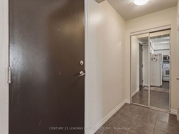 5th image of 1600 Charles St #902