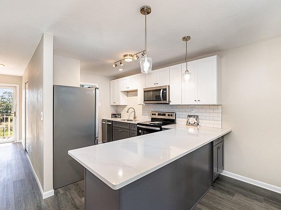 3rd image of 2135 N Courtenay Pkwy APT B212