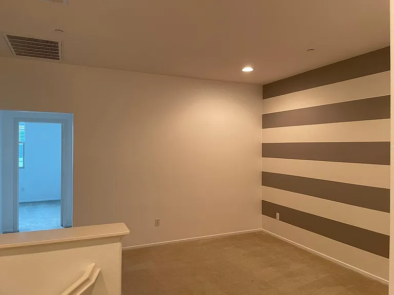 869 E Mountain Way #C — Photo 24