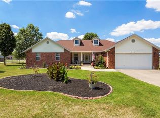 826 S Primrose Rd, Lowell, AR 72745