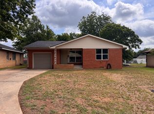 1303 Rickey Rd, Shawnee, OK 74801