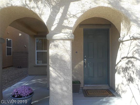 3rd image of 32 Vernon Springs Ave