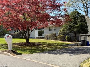 106 Dogwood Dr, Oakland Boro, NJ 07436