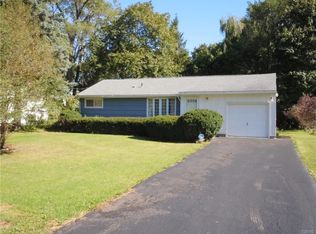 150 Revere Rd, Syracuse, NY 13214