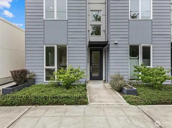8561 Mary Avenue NW, Seattle, WA 98117