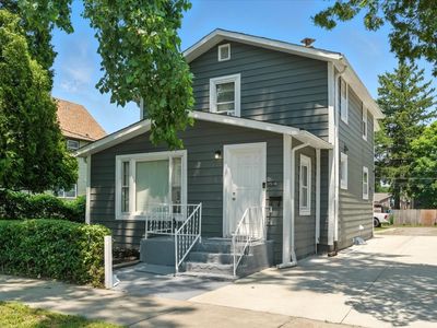 1518 Lucia Ave, Waukegan, IL, 60085