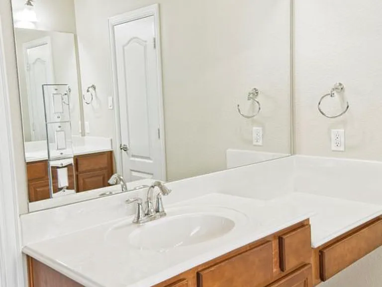 9801 Lightcatcher Dr — Photo 32