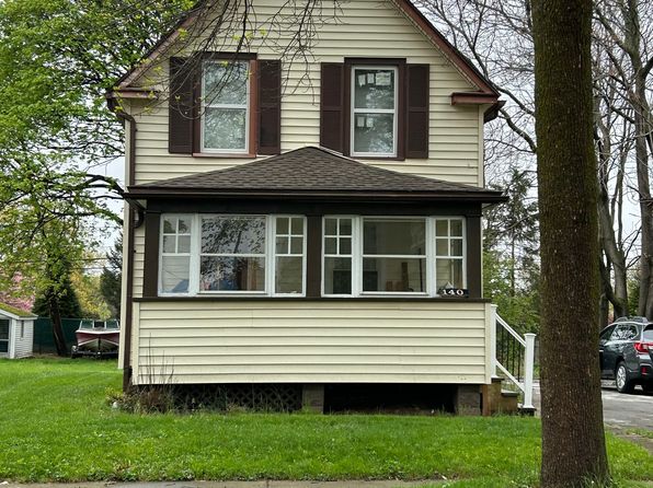 140 Winchester St