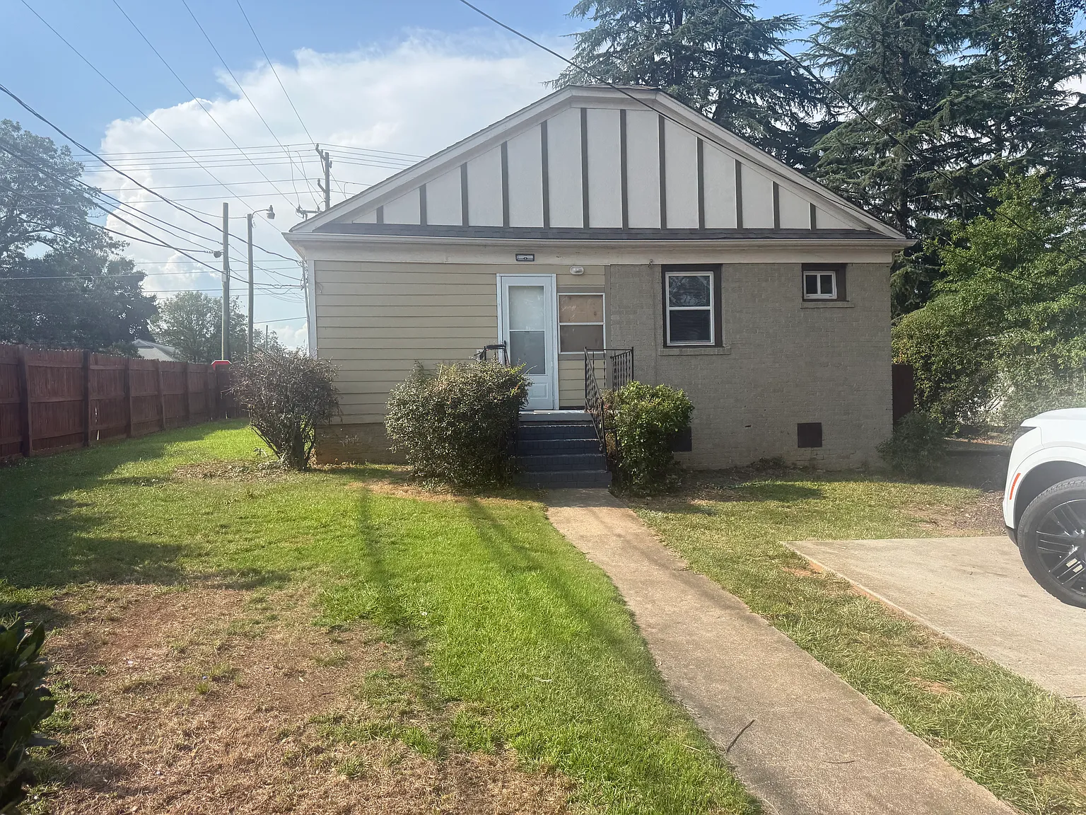 1511 Easley Bridge Rd. — Photo 3