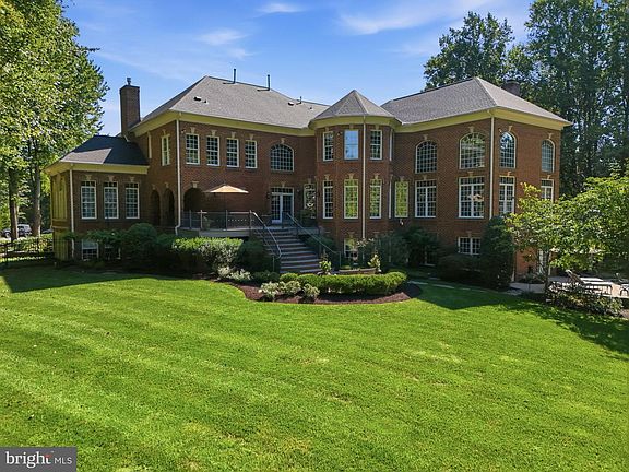 3rd image of 3002 Apple Brook Ln