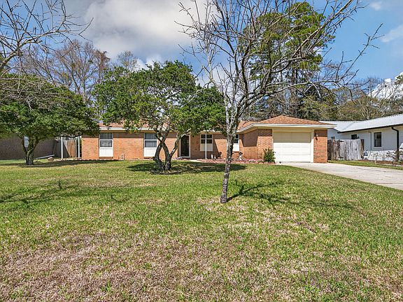 2nd image of 323 Pontevedra Ln
