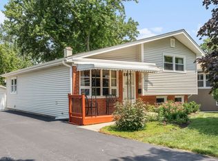 252 W Ethel Ave, Lombard, IL 60148