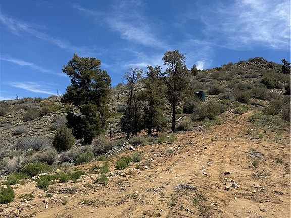 4th image of 310-040 Pine Creek Valley Rd #17