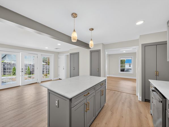50 Dubois St #1