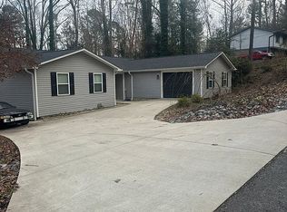 3517 Crestwood Dr, Morganton, NC 28655
