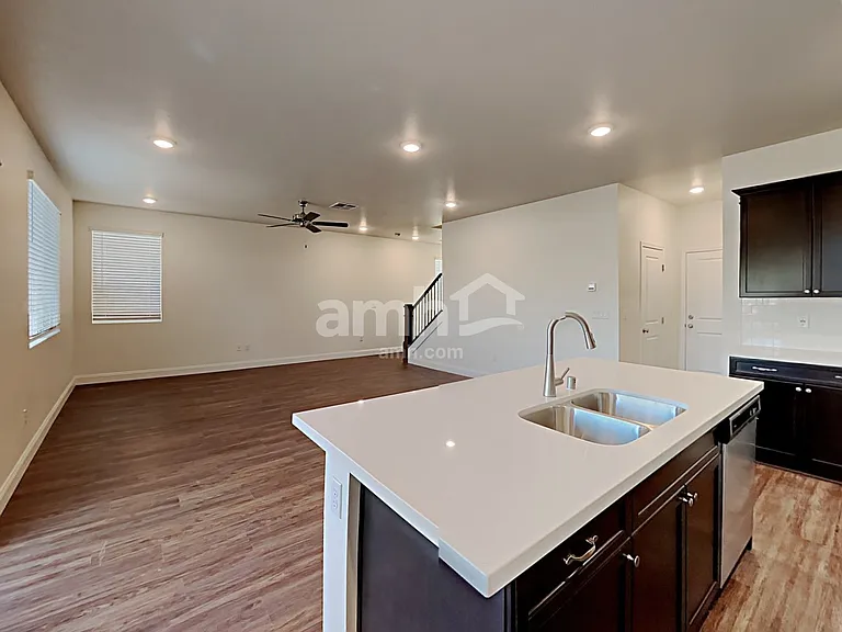 6023 Schmidt St — Photo 5