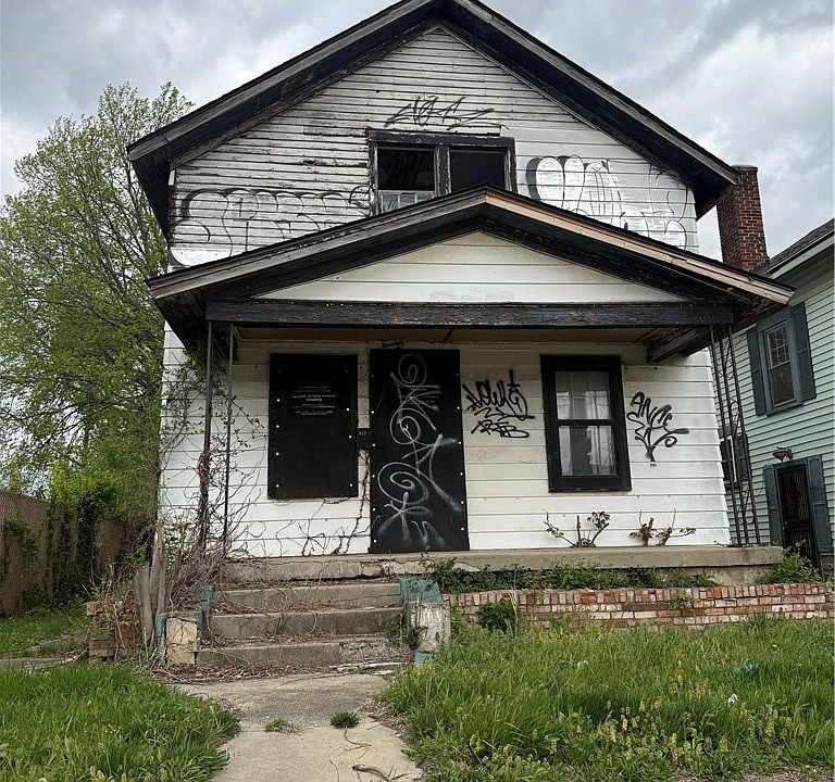 1st image of 937 Springfield St