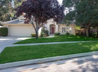 805 Park Ave, Clovis, CA 93611
