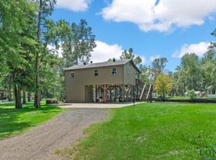 4096 Cypress Village Rd, Karnack, TX 75661