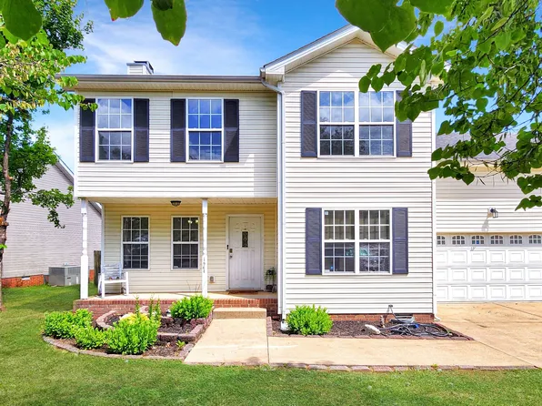 1964 Whirlaway Cir, Clarksville, TN 37042