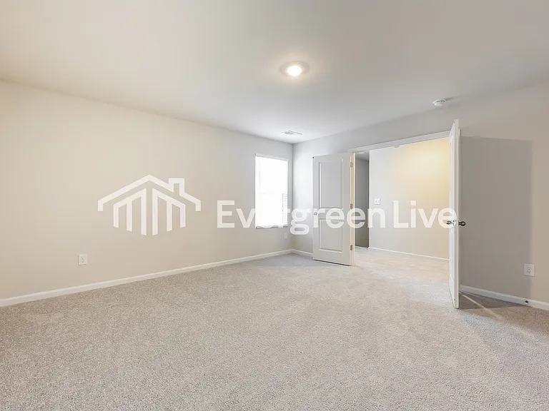 209 Meadow Gate Ct — Photo 14