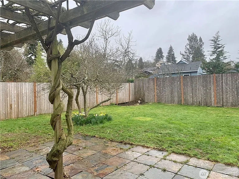 5230 S Dawson St — Photo 11
