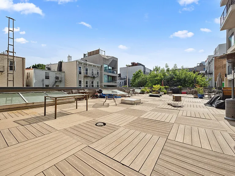 184 Eagle St #PHB — Photo 13