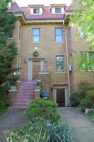 814 Maryland Ave NE #B Photo 1