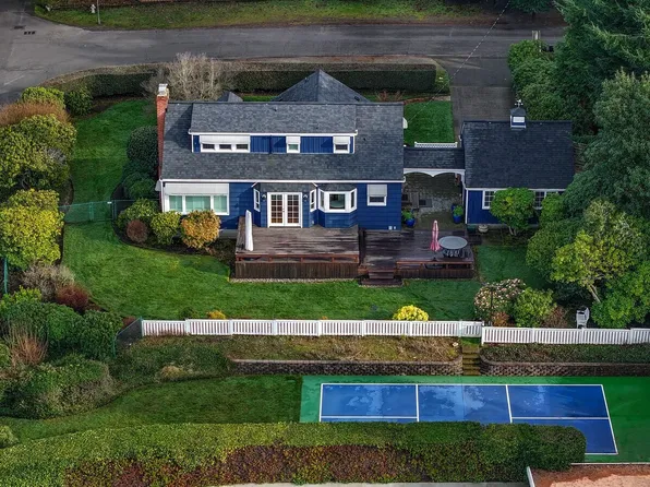 3310 Tahoma Place W, University Place, WA 98466