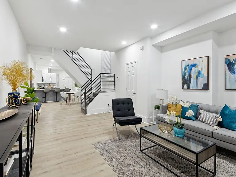 6202 Callowhill St — Photo 12