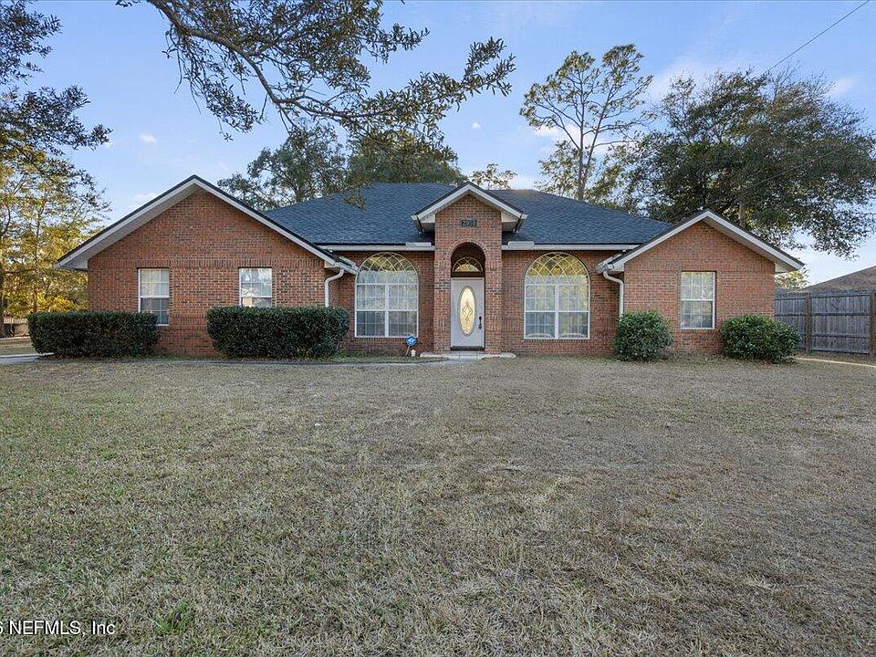 1st image of 2950 LAKESIDE VILLA Drive