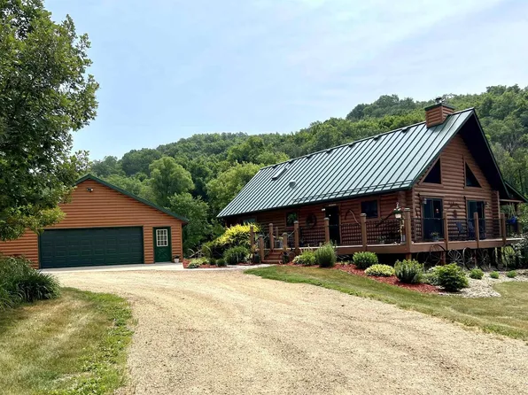 16487 Elm Tree Lane, Richland Center, WI 53581