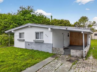 726 Phippen Waiters Rd, Dania, FL 33004