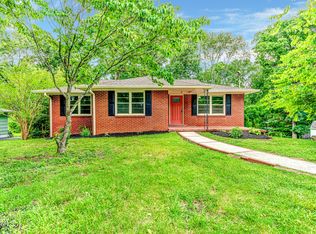 5724 Kentwood Rd, Knoxville, TN 37912