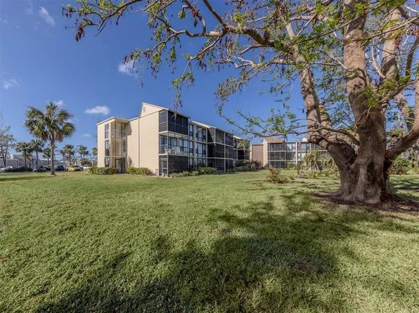 618 Bird Bay Dr S APT 216, Venice, FL 34285