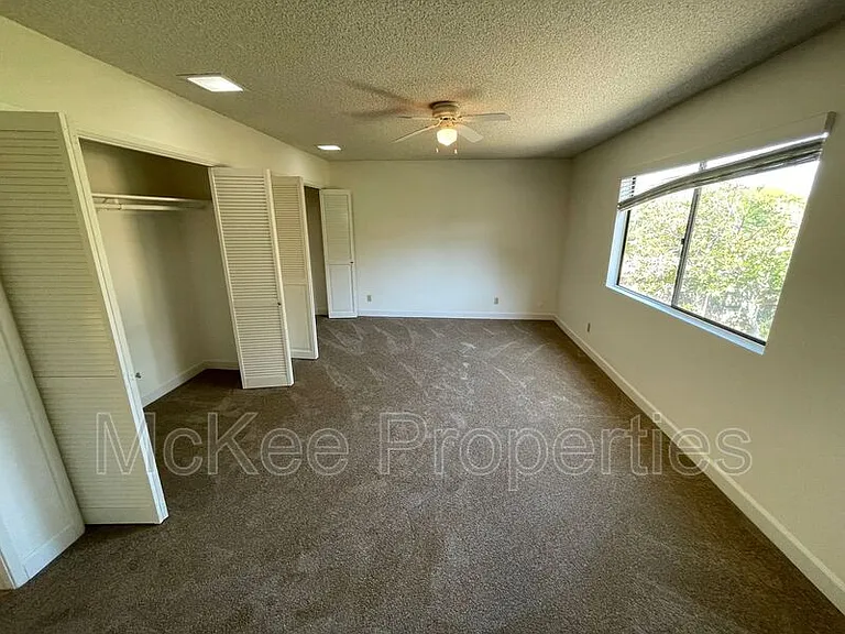 230 W Walnut Ave #D — Photo 10
