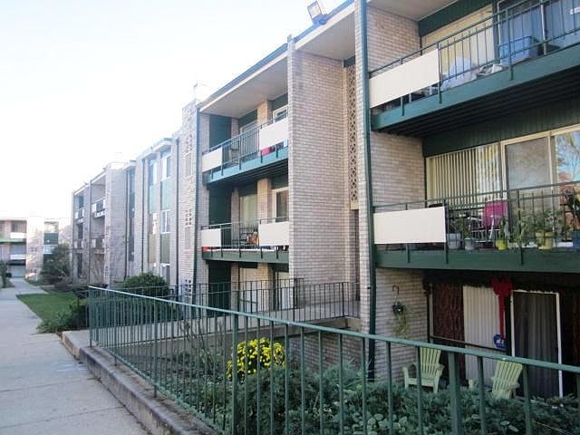 2nd image of 9278 Adelphi Rd #1