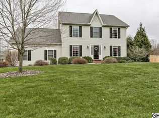 403 W 1st St, Boiling Springs, PA 17007