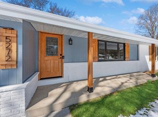 5272 W Silverleaf Ln, Brown Deer, WI 53223