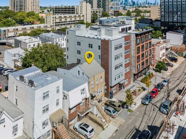 64 Cottage St, Jersey City, NJ 07306