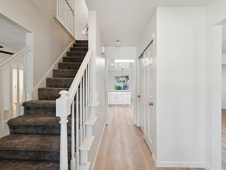 2410 Wealdstone Rd — Photo 40