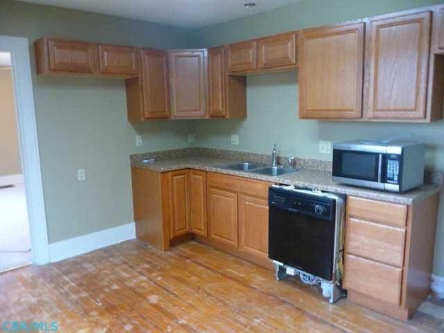 1st image of 385 N Main St
