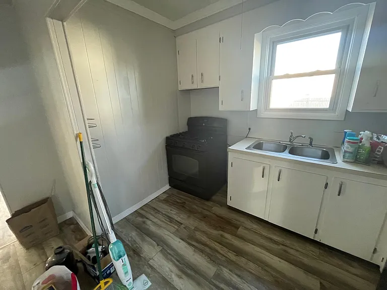 60 Pocasset St #1 — Photo 7