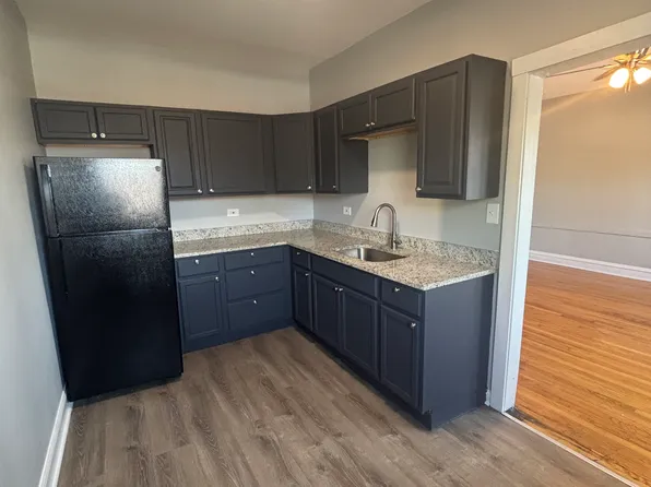 654 E 81st St #1, Chicago, IL 60619