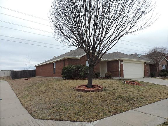 4th image of 2823 Bluefield Ln