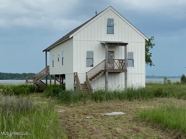2404 Eagle Lake Shore Rd, Vicksburg, MS 39183