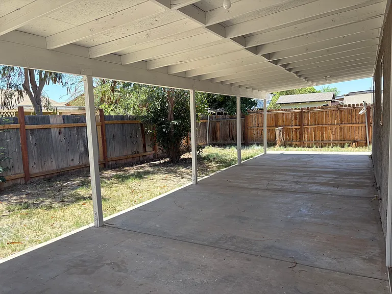 608 C Quiroz St — Photo 33